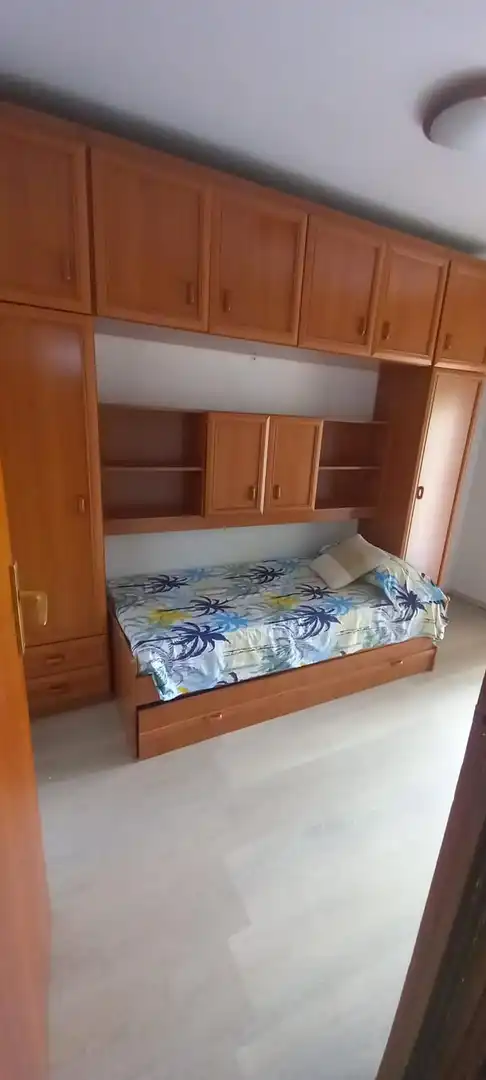 Habitación de Piso de alquiler en Rubí con Aire acondicionado, Terraza y Amueblado
