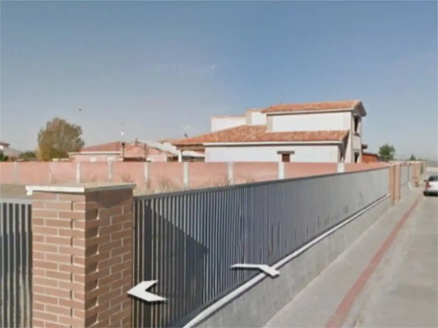 Vista exterior de Terreno en venta en Matapozuelos