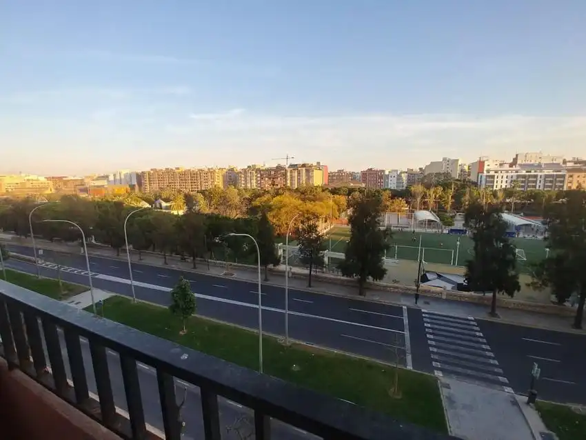 Exterior view of Flat for sale in Valencia  with Air Conditioner