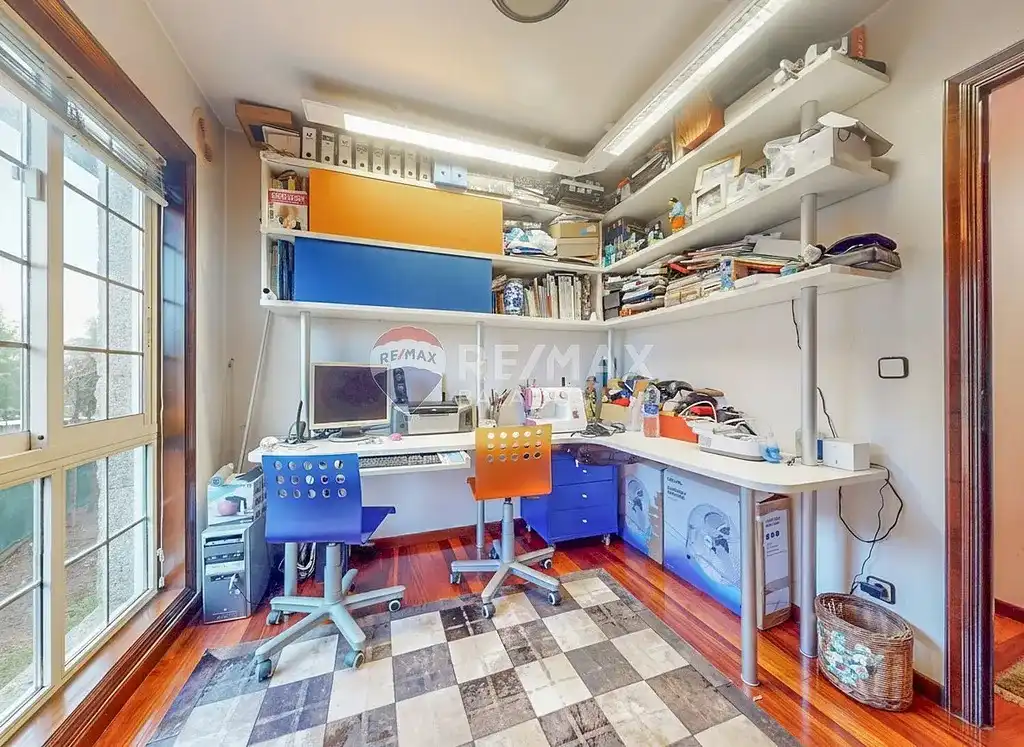 Casa o chalet en venta en Vigo  con Calefacción, Jardín privado y Parquet