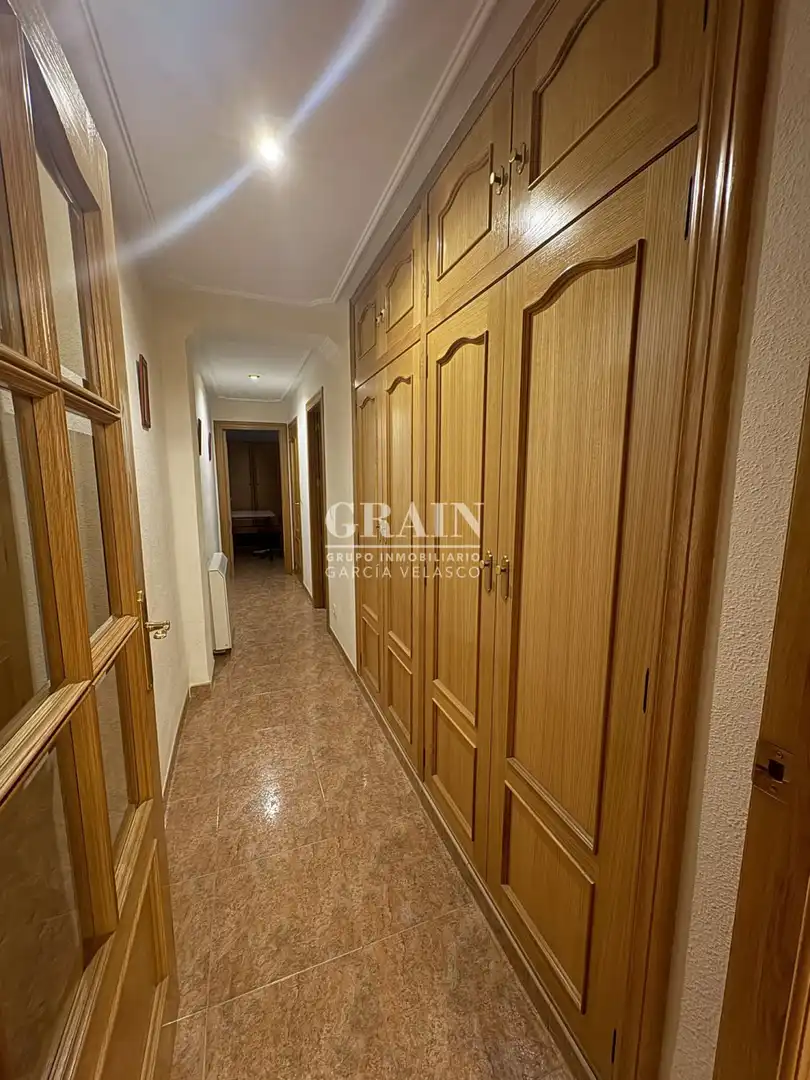 Flat for rent in Albacete  with Air Conditioner, Heating and Balcony