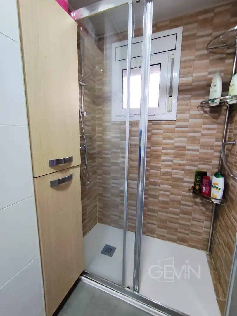 Baño de Piso en venta en Santa Perpètua de Mogoda con Aire acondicionado, Calefacción y Trastero