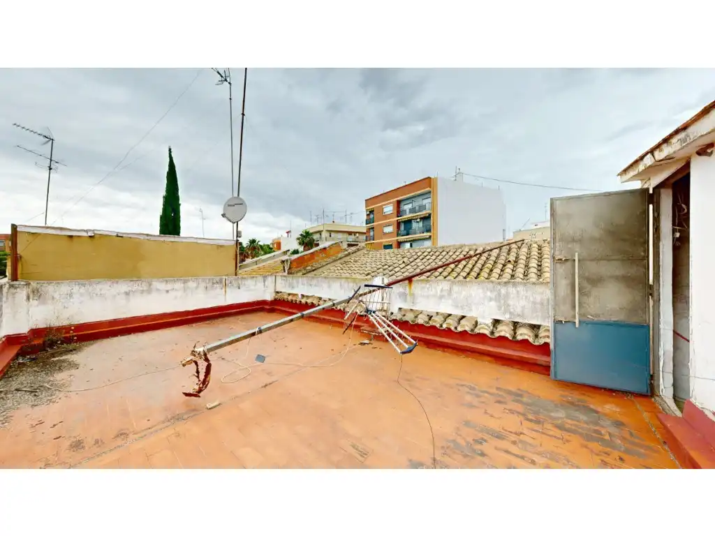 Vista exterior de Piso en venta en Valencia