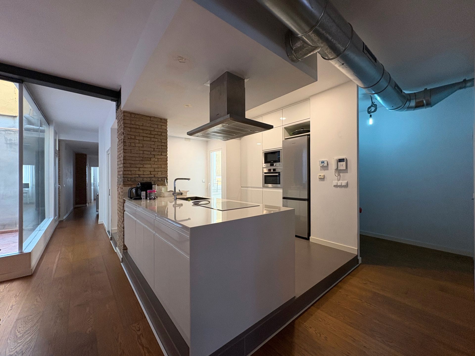 Kitchen of Flat for sale in  Valencia Capital  with Air Conditioner, Heating and Terrace