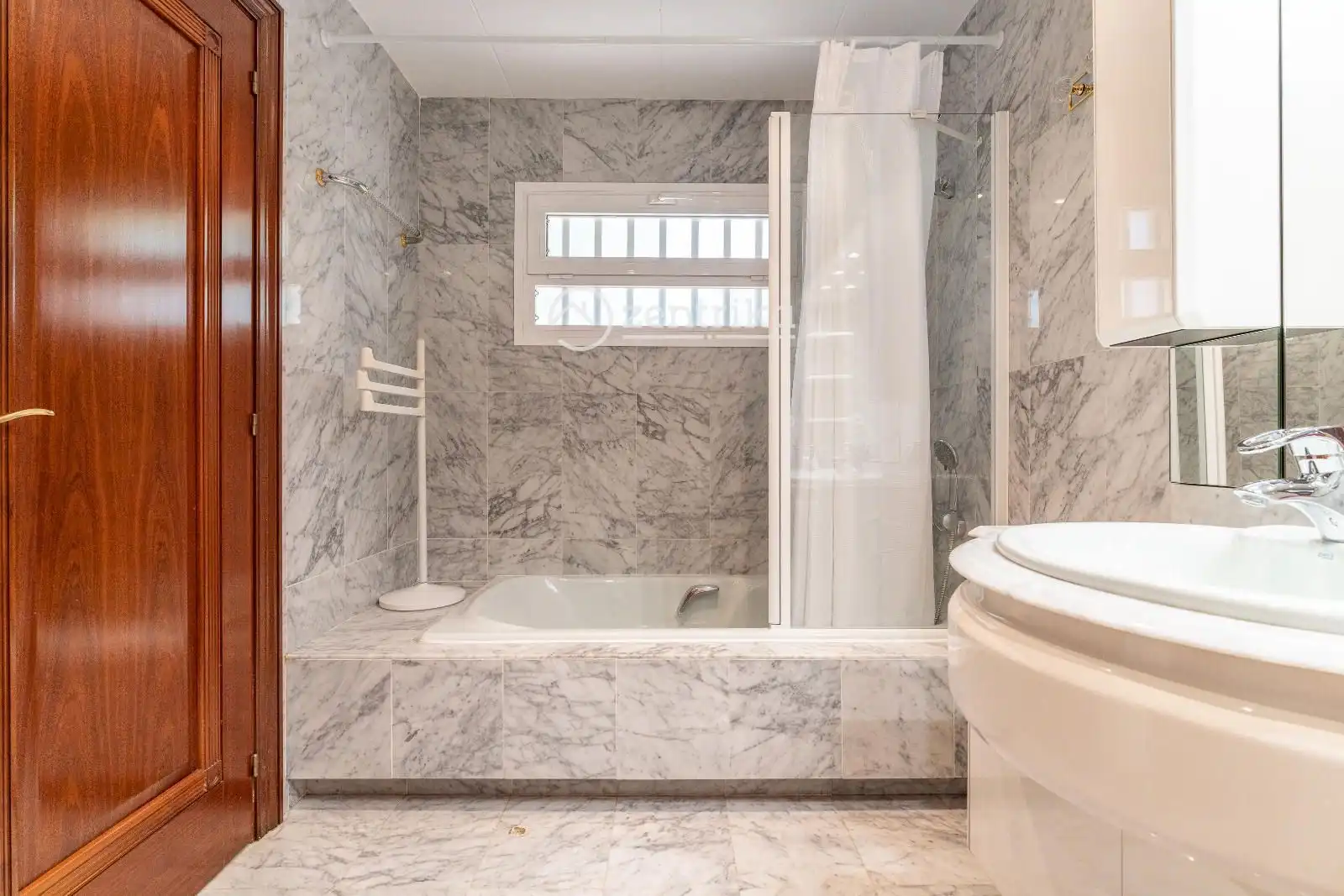 Bathroom of Houses for sale in Cambrils  with Air Conditioner, Heating and Storage room