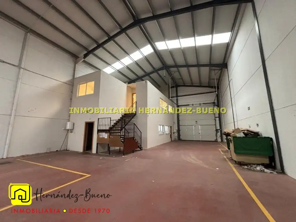 Nave industrial de alquiler en Carbajosa de la Sagrada