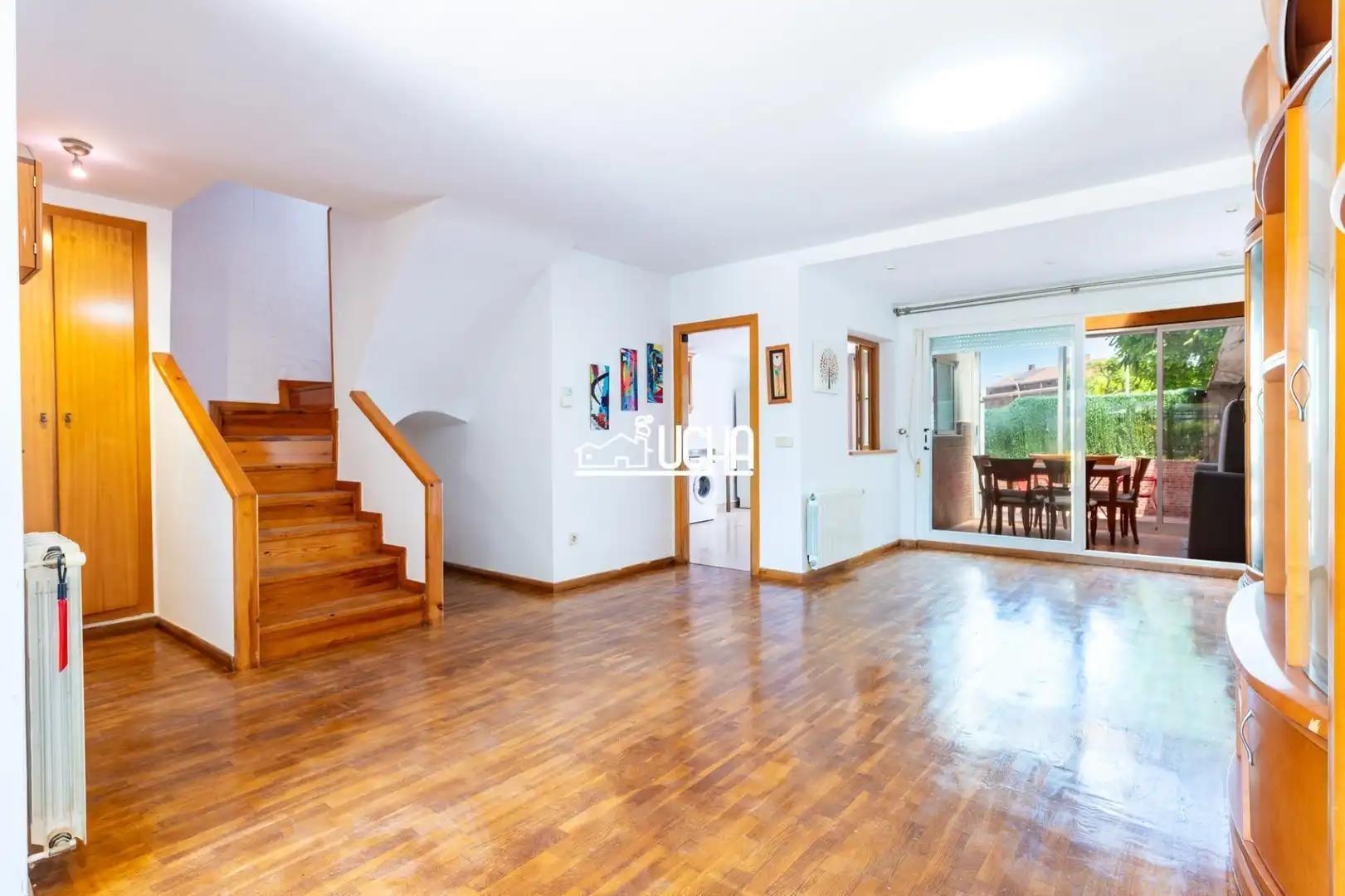 Sala d'estar de Casa adosada en venda en Bétera amb Aire condicionat, Calefacció i Jardí privat