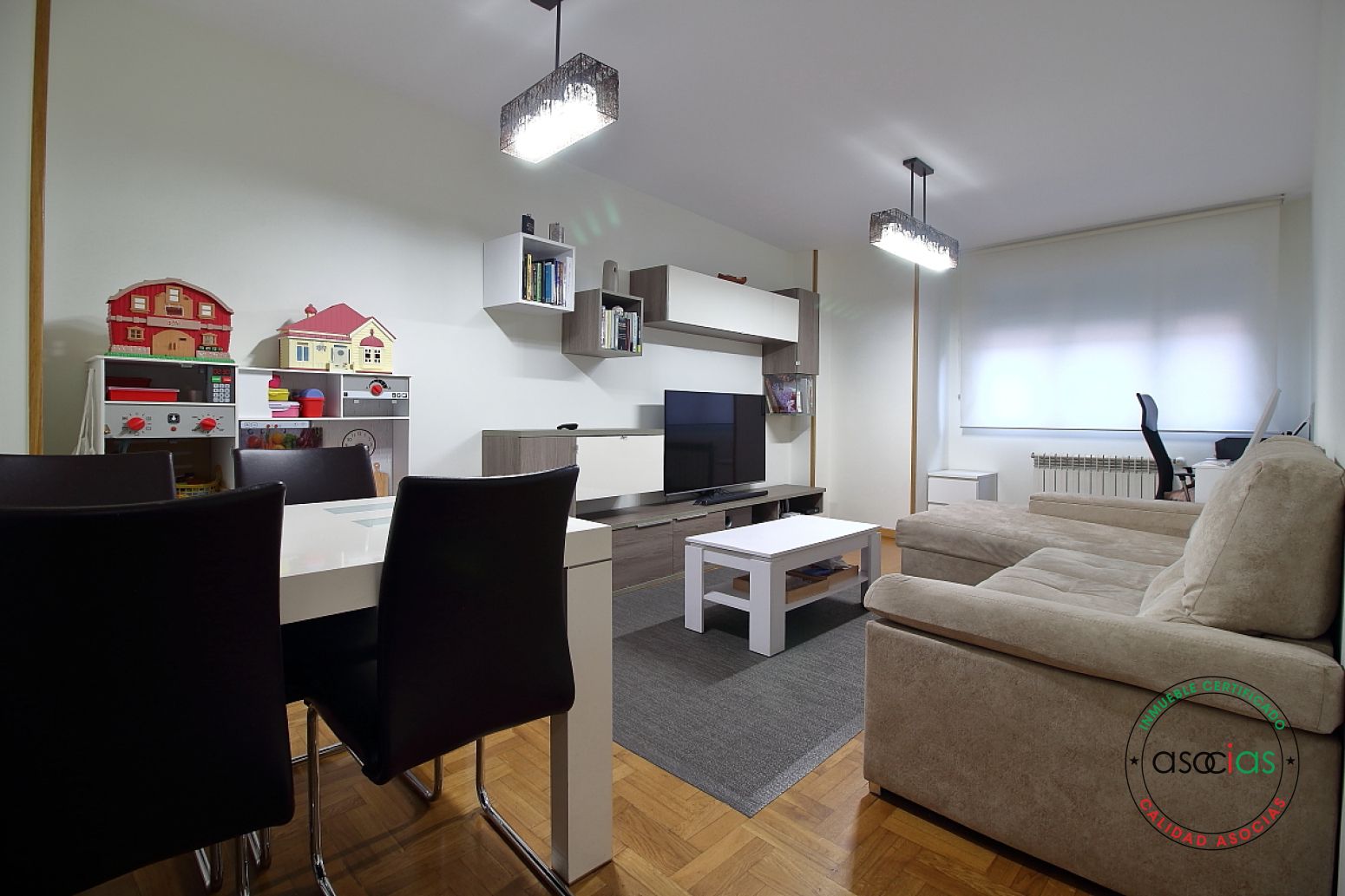 Living room of Flat for sale in Gijón   with Heating, Parquet flooring and Storage room