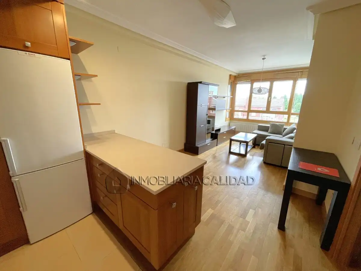 Wohnzimmer von Wohnung zur Miete in Burgos mit Heizung, Terrasse und Abstellraum