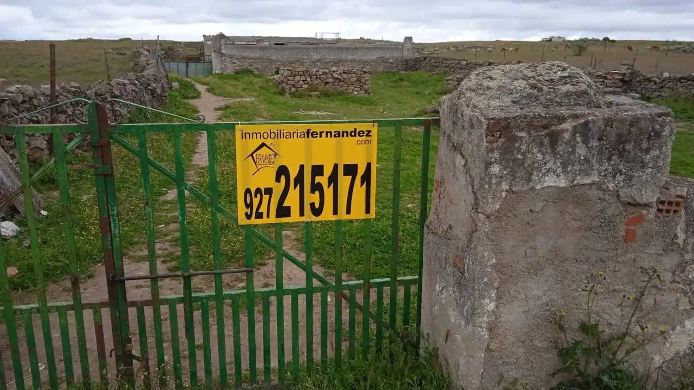 Grundstücke und Bauplätze zum Verkauf in Arroyo de la Luz, imagen 2
