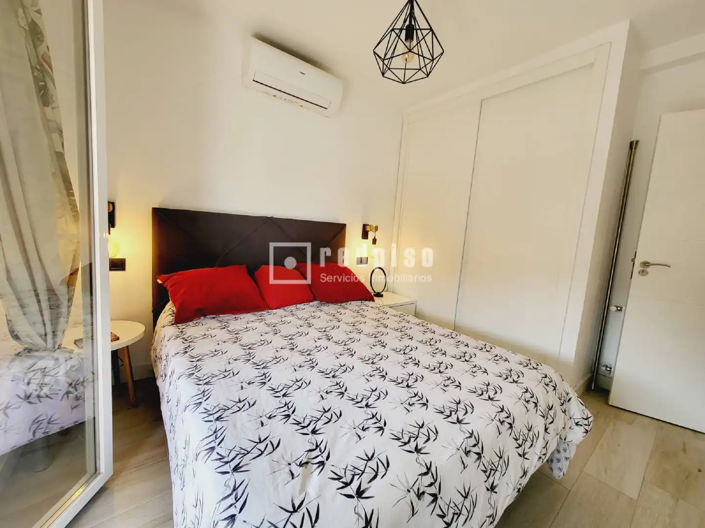 Habitación de Piso en venta en Alcobendas con Aire acondicionado, Calefacción y Terraza