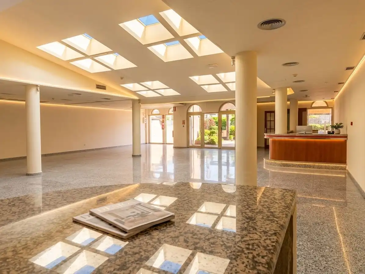 Local comercial de lloguer a Segur de Calafell
