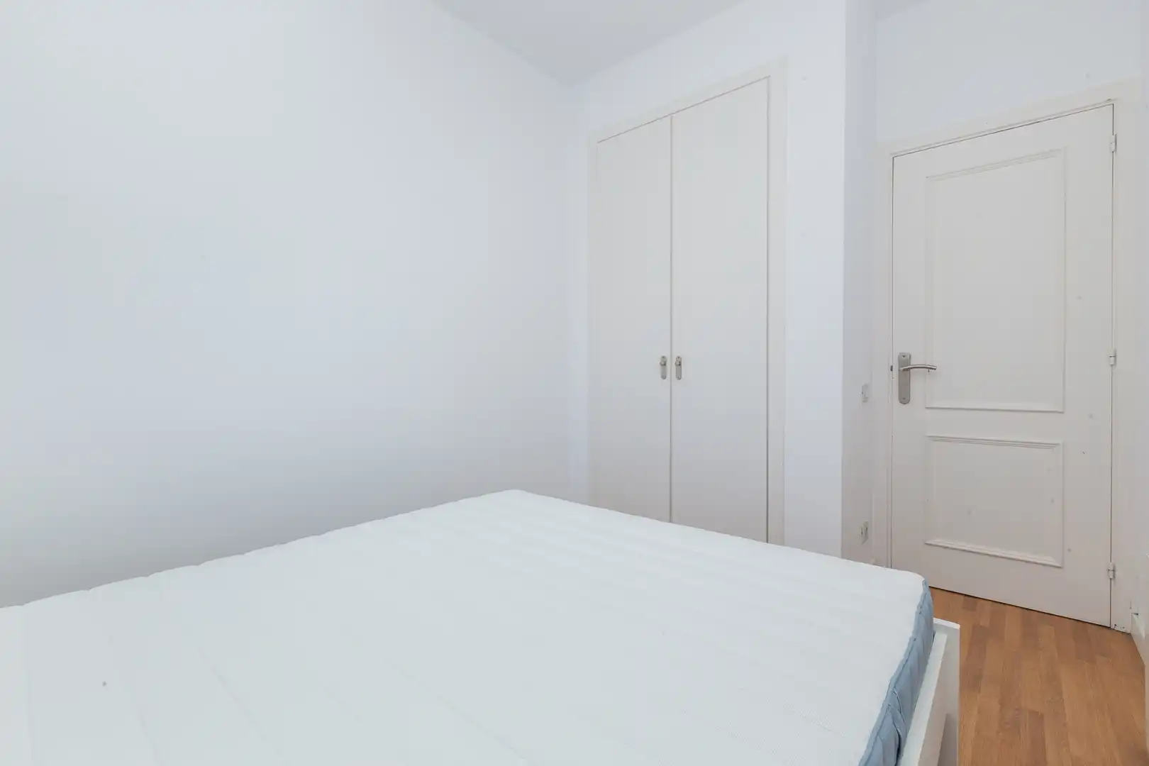Wohnung zur Miete in Calle del Pisuerga, La Maternitat i Sant Ramon