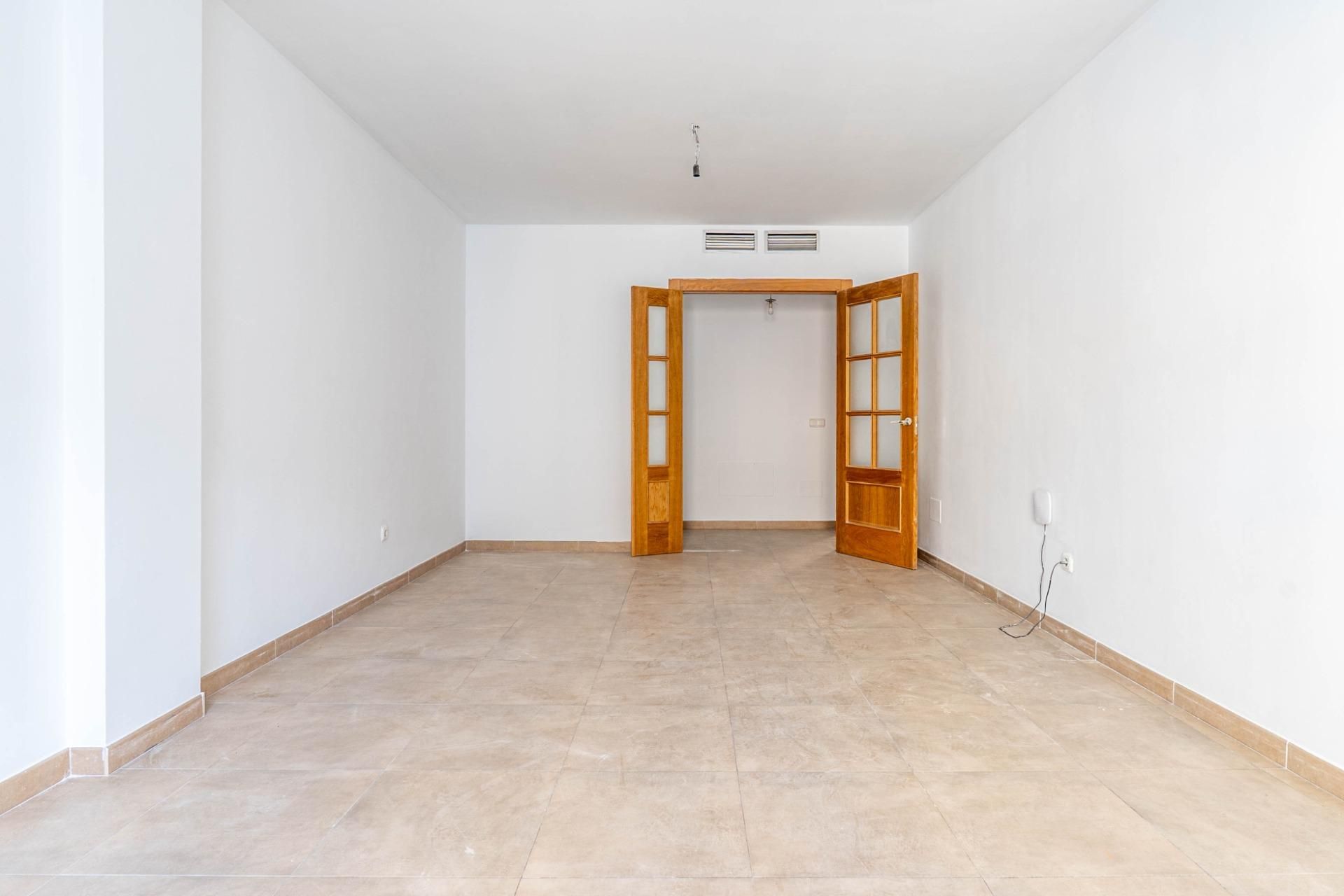 Flat for sale in  Almería Capital
