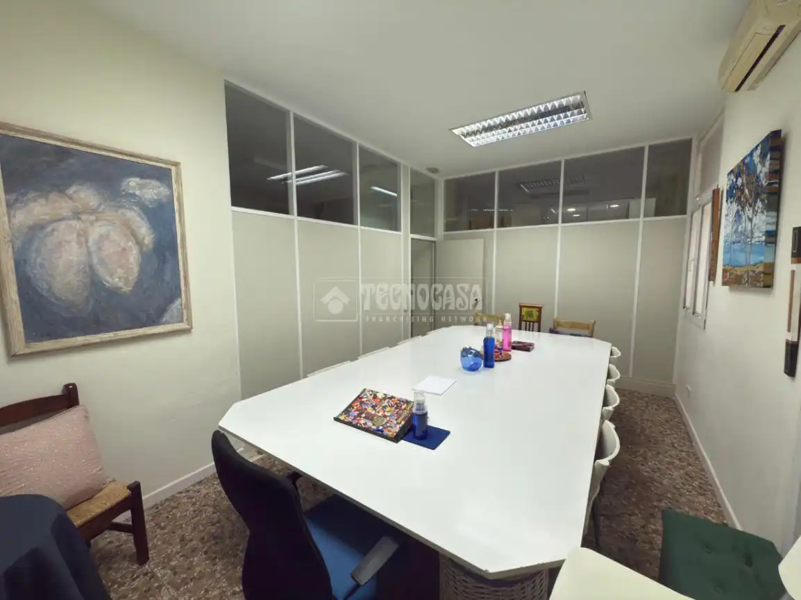 Office for sale in Madrid