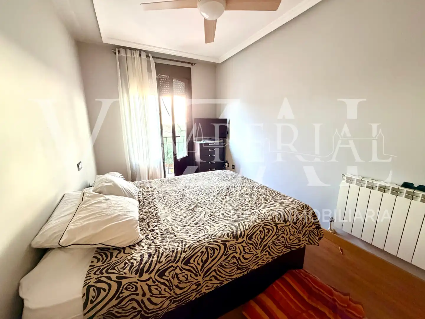 Schlafzimmer von Wohnung zum Verkauf in Ocaña mit Heizung, Privatgarten und Parkett