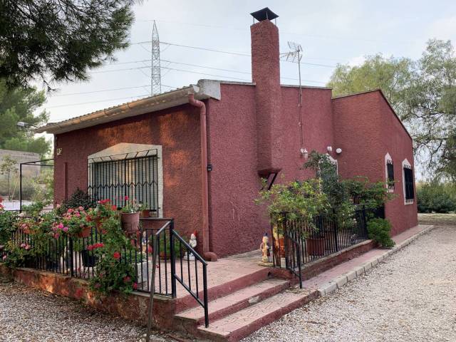 Casa-chalet en Venta en Calle LOS FRANCISQUETES en Ulea