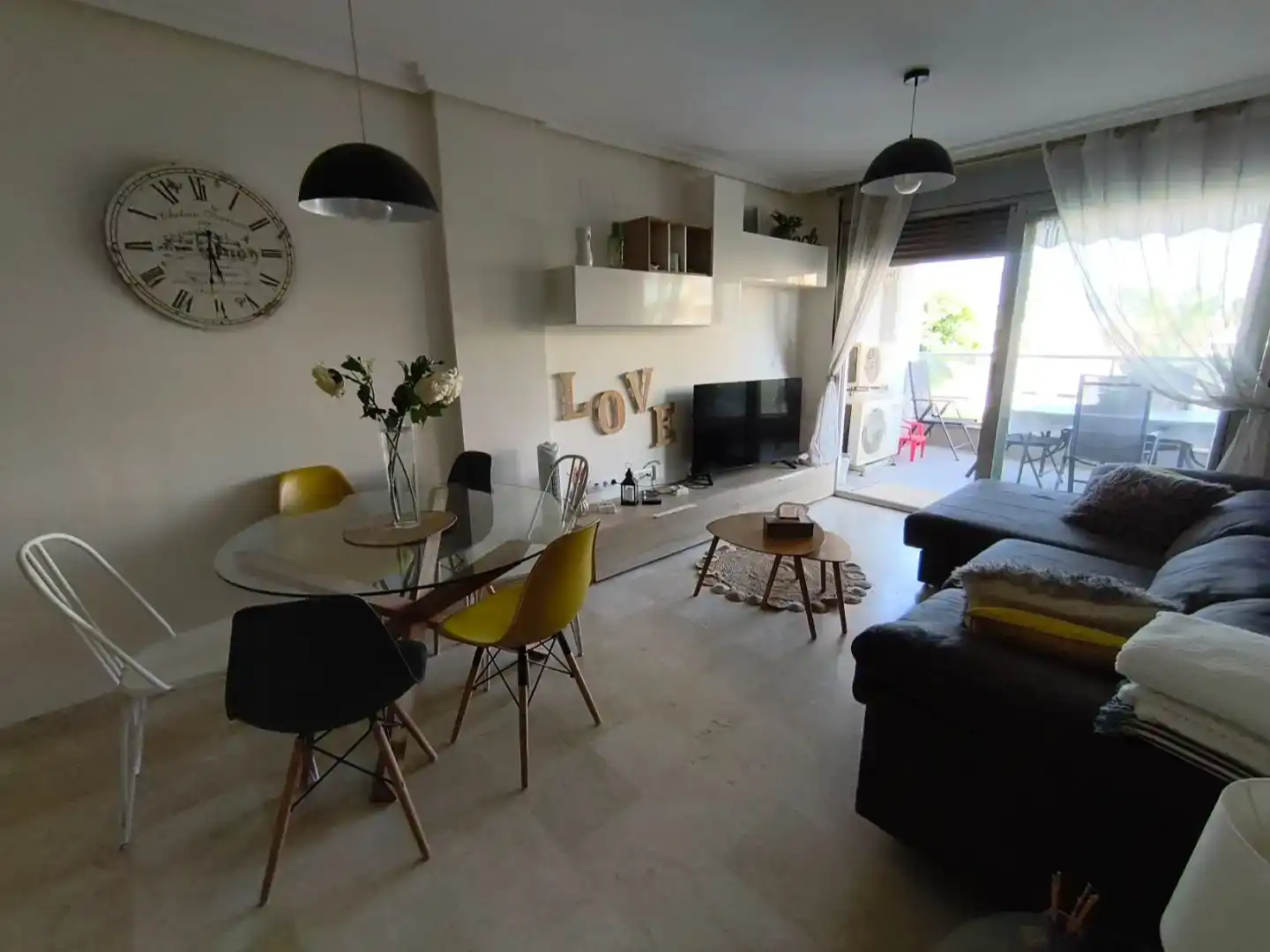 Living room of Flat for sale in Dénia  with Air Conditioner, Swimming Pool and Furnished