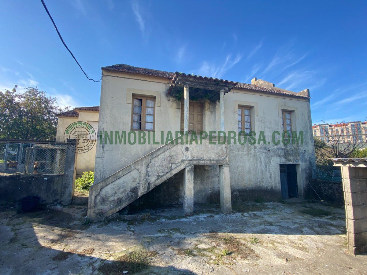 Finca rústica en venda a Poio