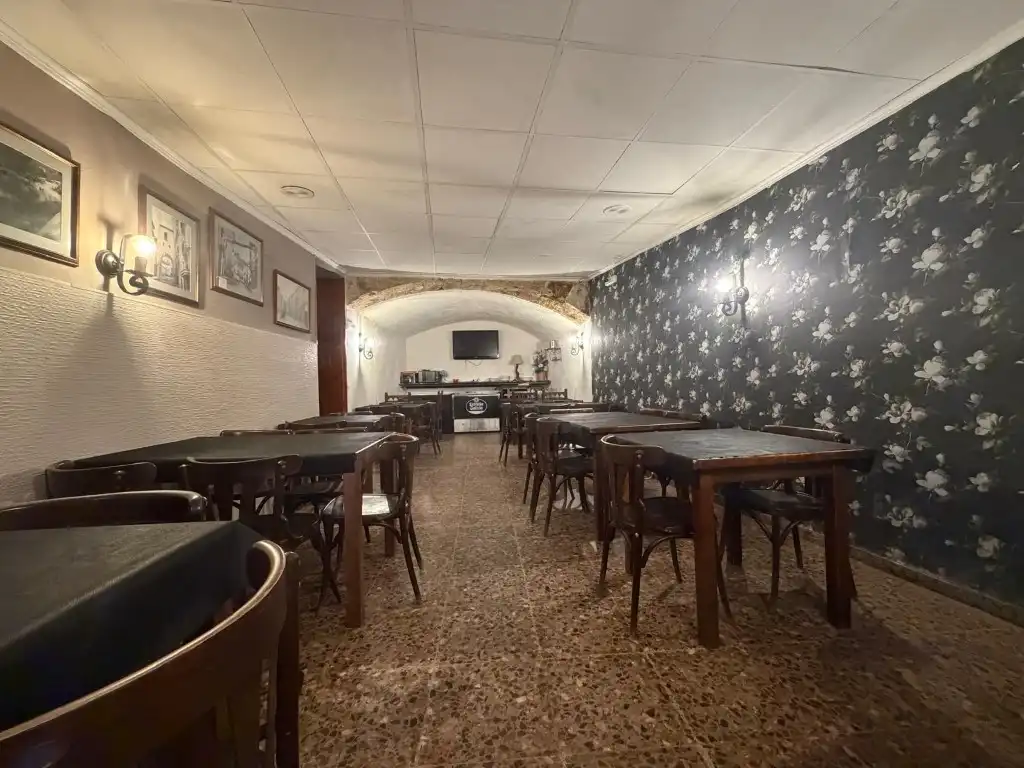 Local comercial en venda a Calle Santa Ana, imagen 2