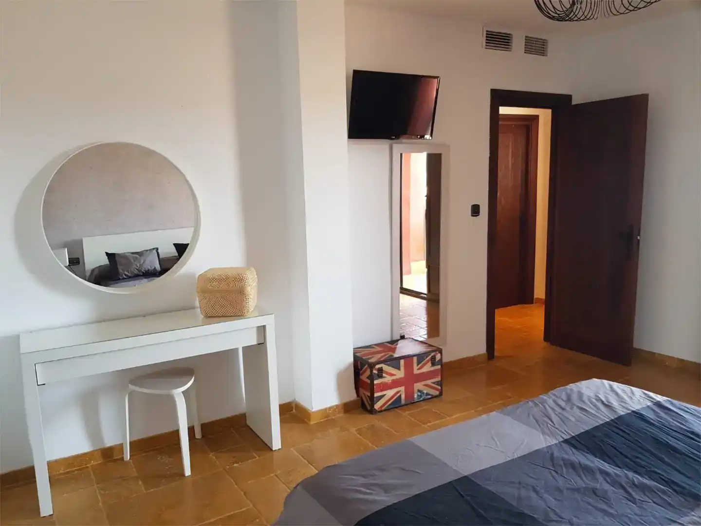 Dormitori de Pis de lloguer en Padul amb Aire condicionat, Parquet i Traster
