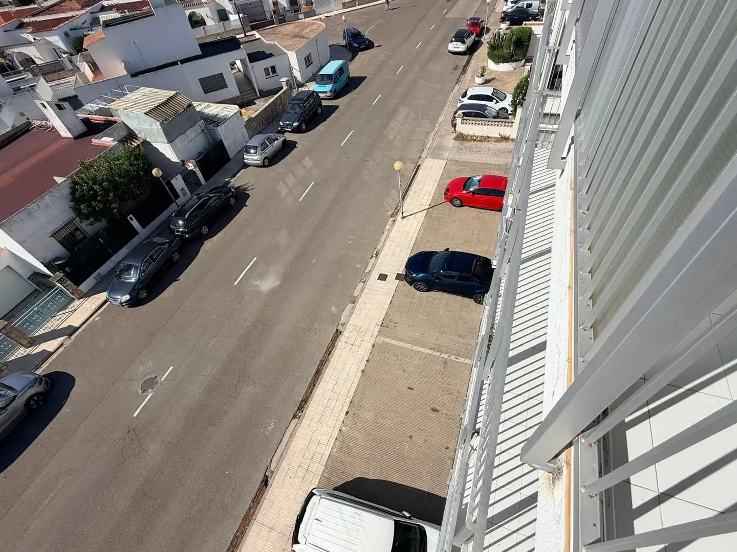 Aparcament de Estudi en venda en Roses amb Calefacció, Terrassa i Moblat