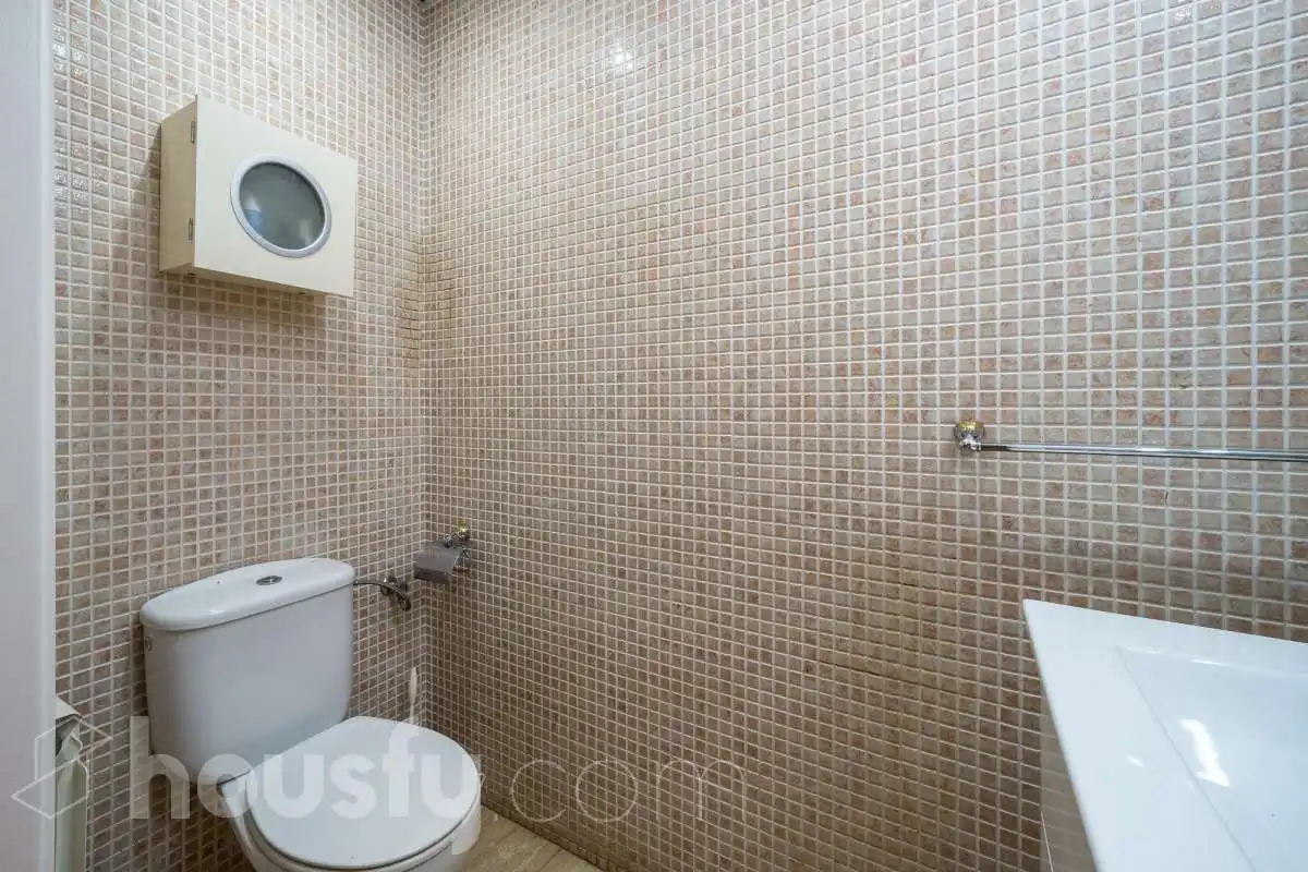 Baño de Dúplex en venta en Badalona con Terraza
