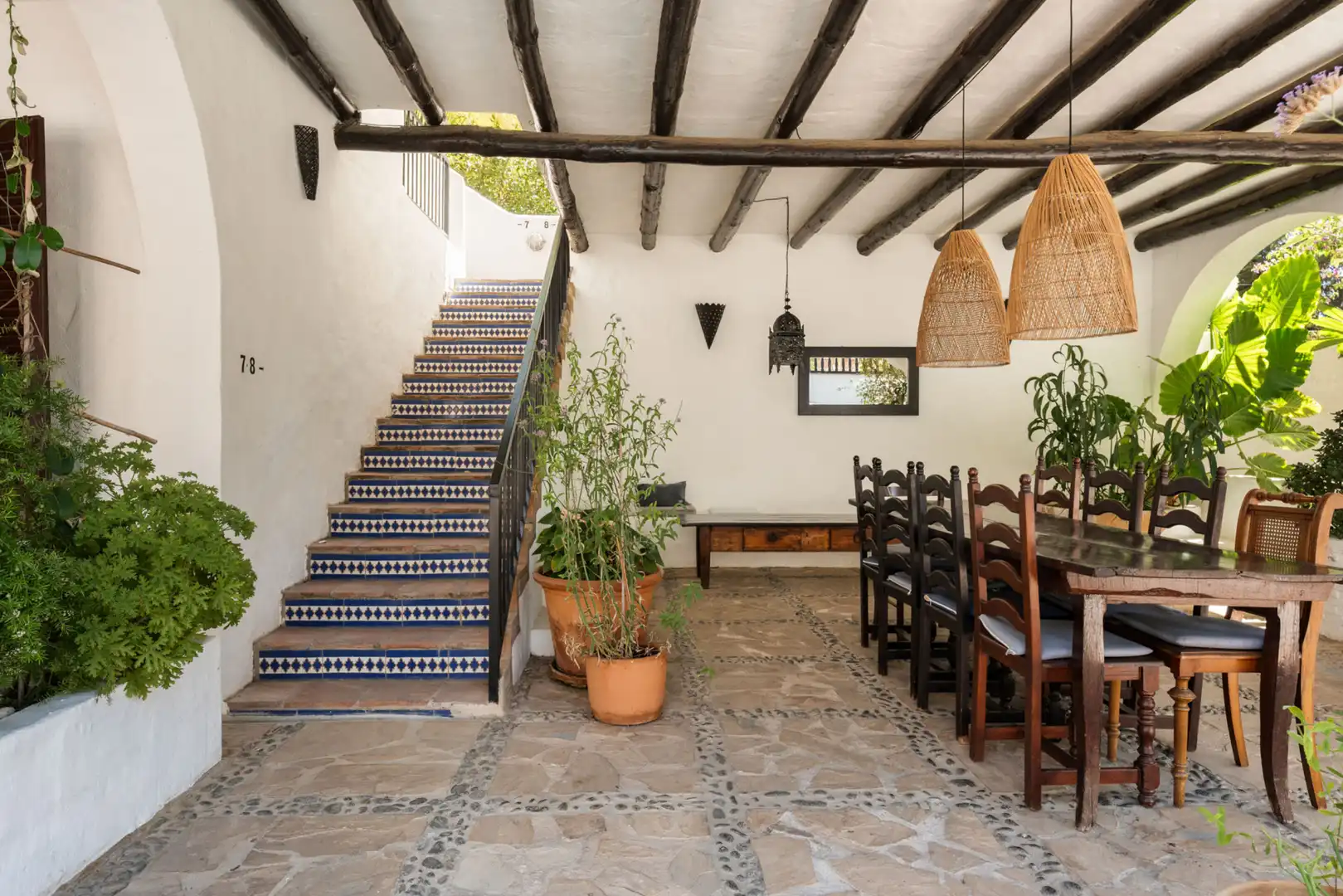Country house zum Verkauf in Estepona mit Klimaanlage, Privatgarten und Terrasse