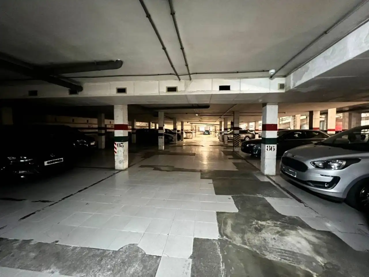 Parking for sale in Santiago Rusiñol, imagen 2