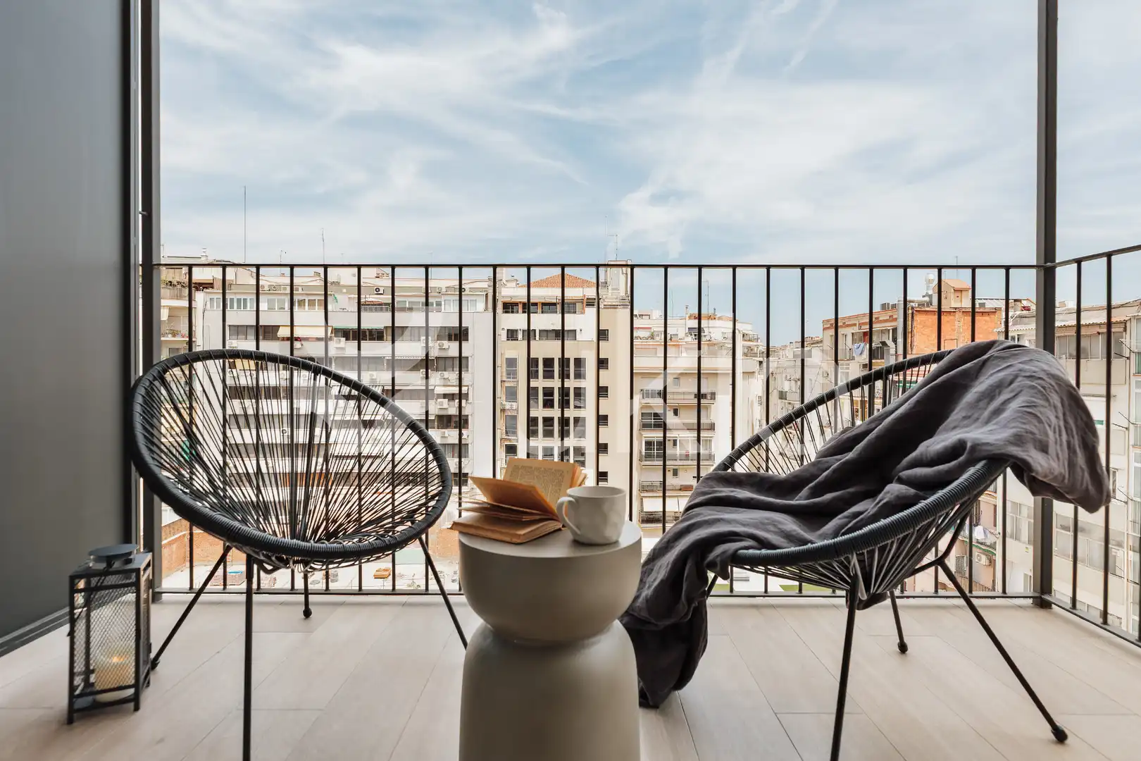 Terraza de Apartamento de alquiler en Barcelona con Aire acondicionado, Calefacción y Amueblado