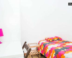 Bedroom of Flat to share in  Barcelona Capital  with Air Conditioner and Terrace