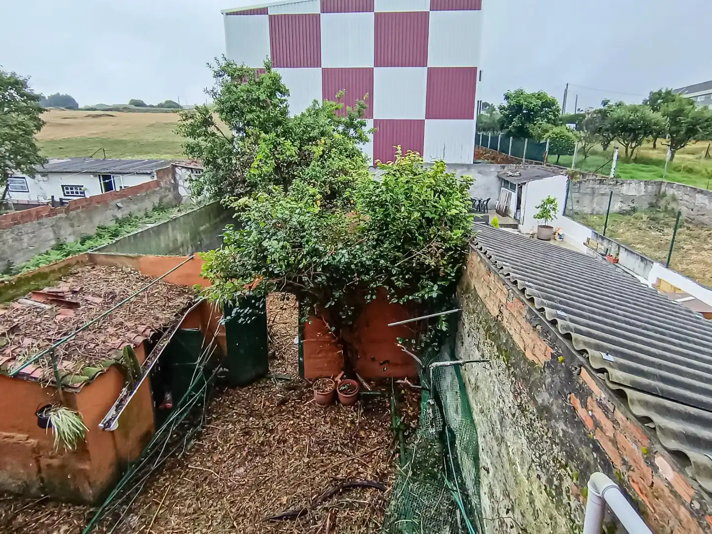 Casa o xalet en venda en A Coruña Capital  amb Jardí privat, Traster i Alarma