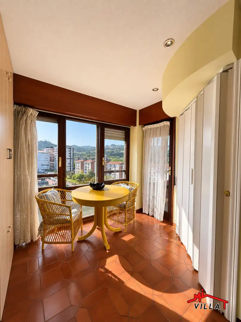 Balcony of Flat for sale in Laredo  with Terrace