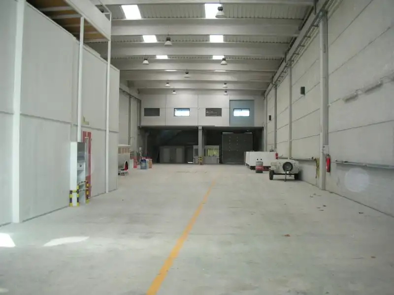 Nave industrial en venta en Amposta