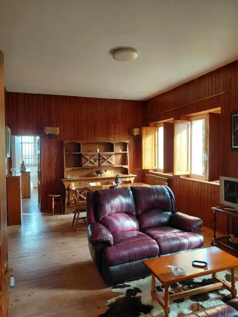Sala d'estar de Finca rústica en venda en Salas