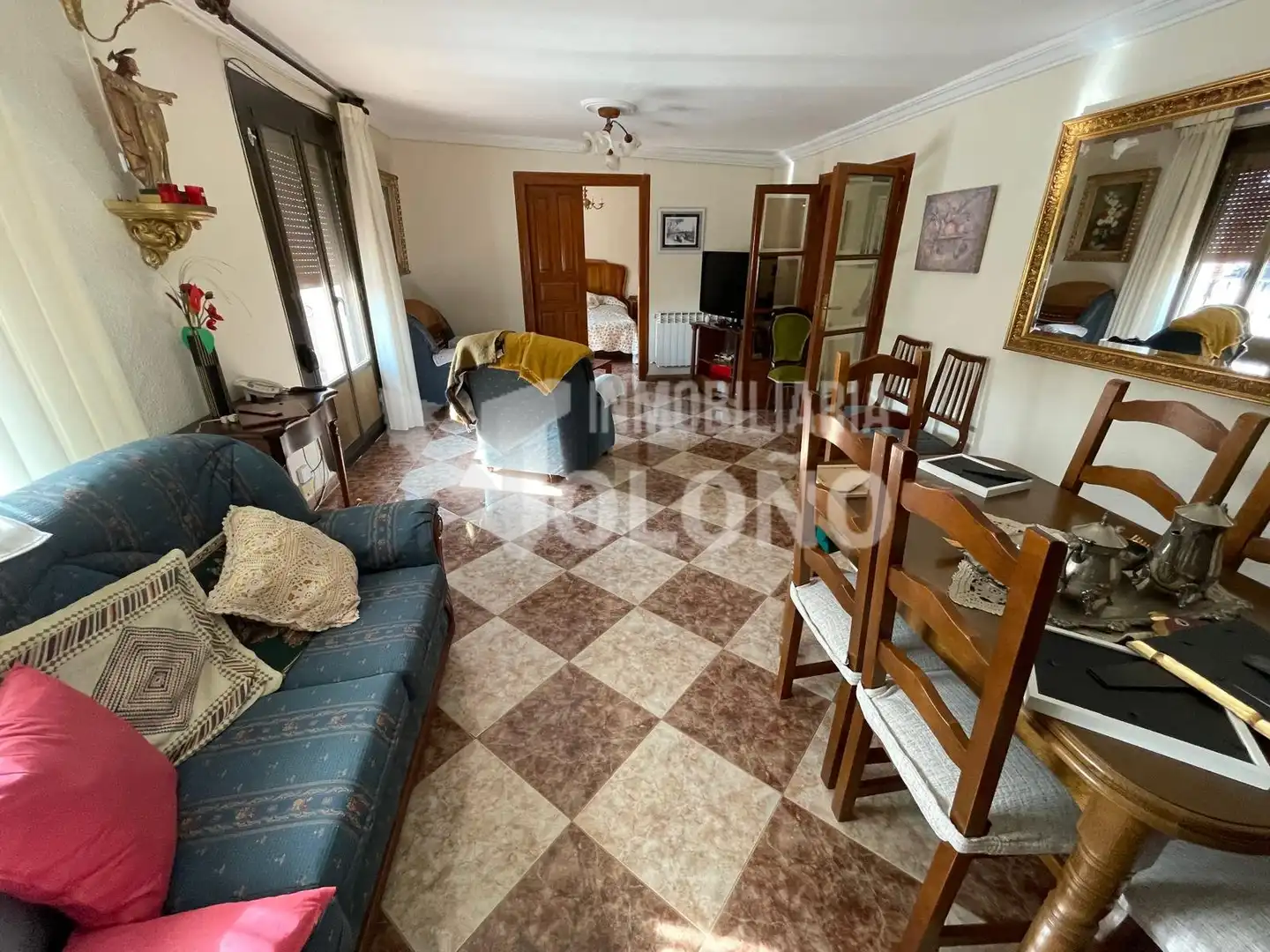 Living room of Houses for sale in Cihuri  with Heating, Private garden and Storage room
