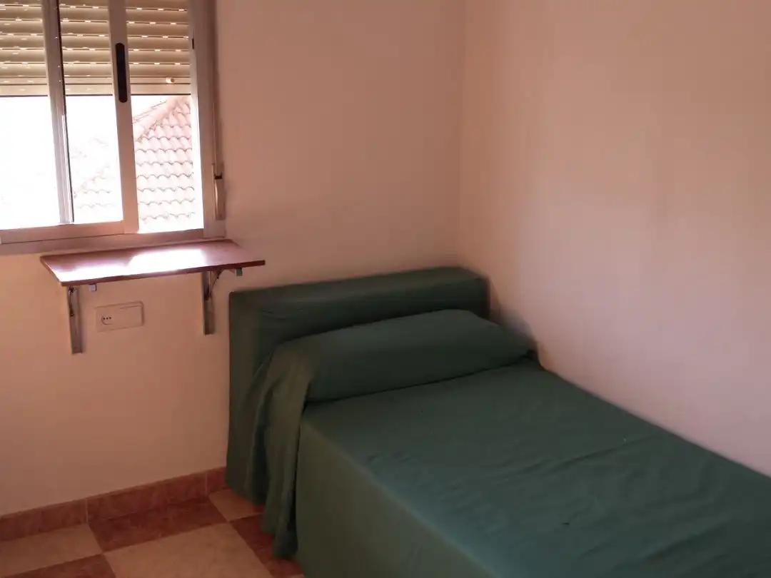 Bedroom of Flat for share in Mérida  with Air Conditioner, Heating and Furnished