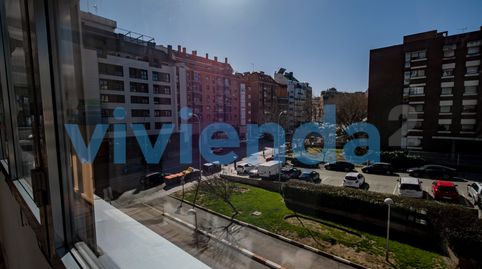 Foto 5 de Piso en venta en Calle Ofelia Nieto, Valdezarza, Madrid Capital