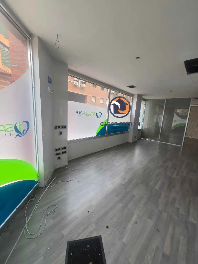 Local en venda en Alcorcón amb Aire condicionat, Calefacció i Parquet