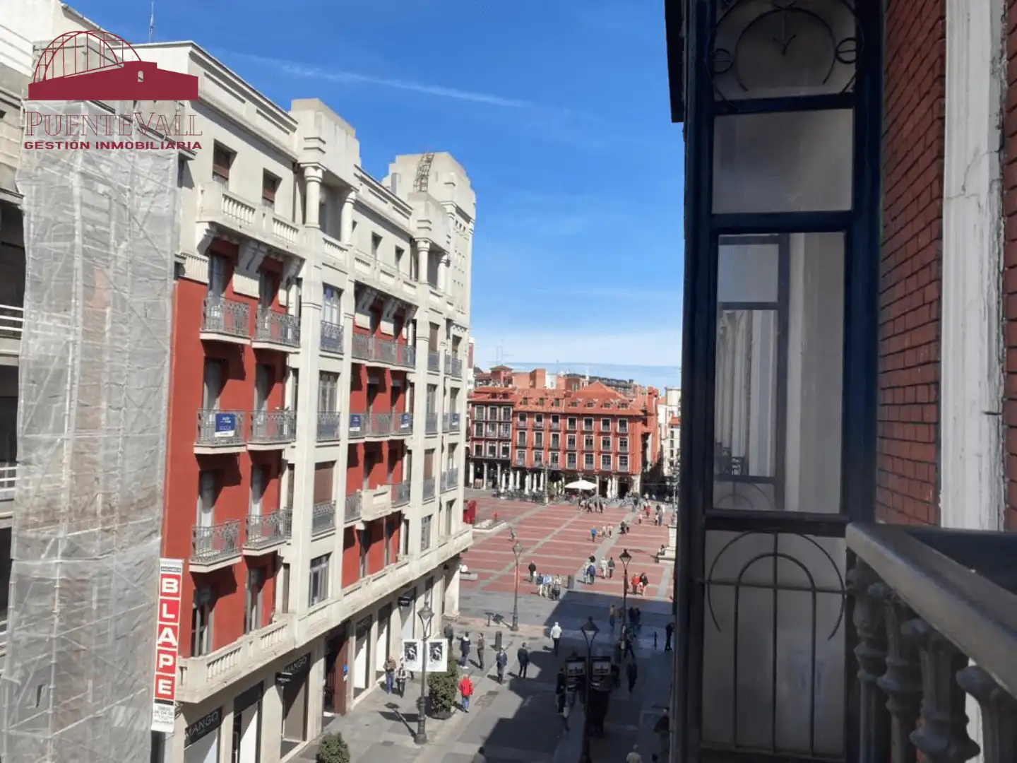 Exterior view of Flat for rent in Valladolid  with Air Conditioner, Heating and Furnished