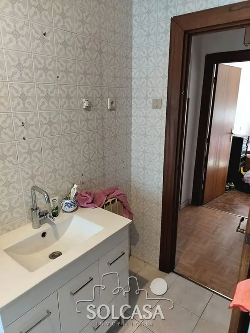 Badezimmer von Wohnung zum Verkauf in Valladolid mit Heizung, Möbliert und Balkon