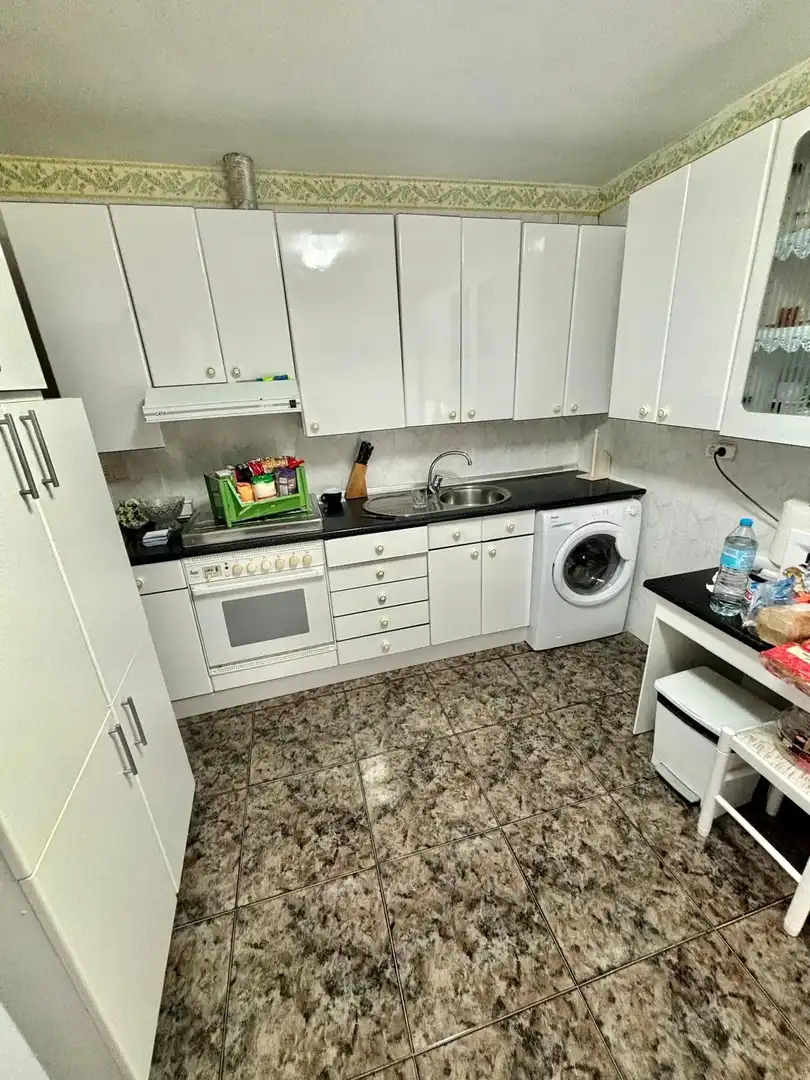 Cuina de Casa o xalet en venda en Albacete amb Traster, Moblat i Forn