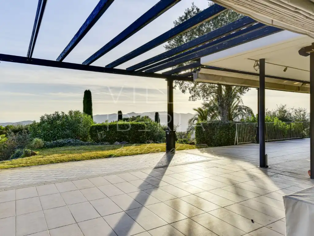 Terraza de Casa o chalet en venta en Castell d'Aro, Platja d'Aro i s'Agaró con Aire acondicionado, Calefacción y Jardín privado