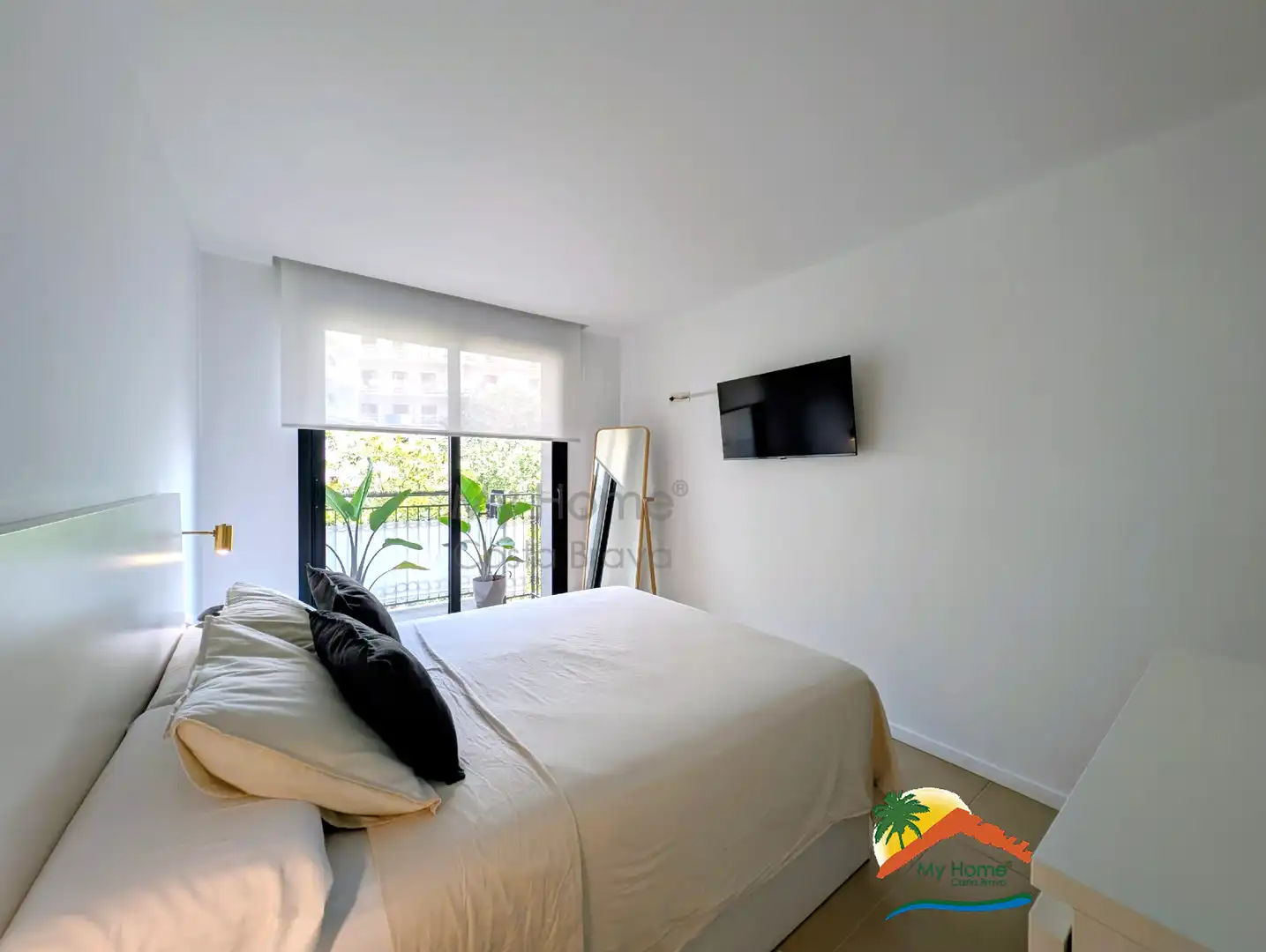 Schlafzimmer von Wohnung zum Verkauf in Lloret de Mar mit Klimaanlage, Heizung und Möbliert