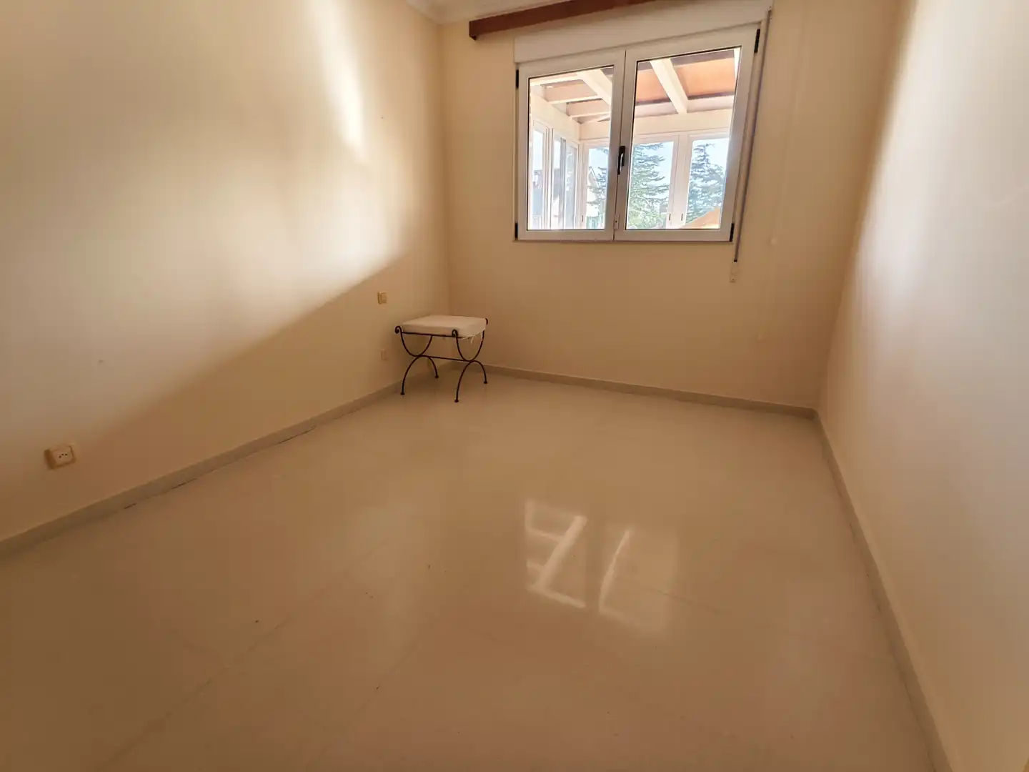 Habitación de Casa o chalet en venta en Grijota con Calefacción, Jardín privado y Piscina