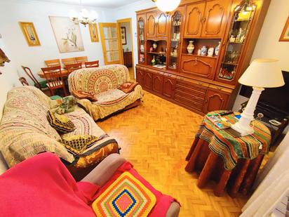 Living room of Flat for sale in Palencia Capital  with Heating, Parquet flooring and Storage room