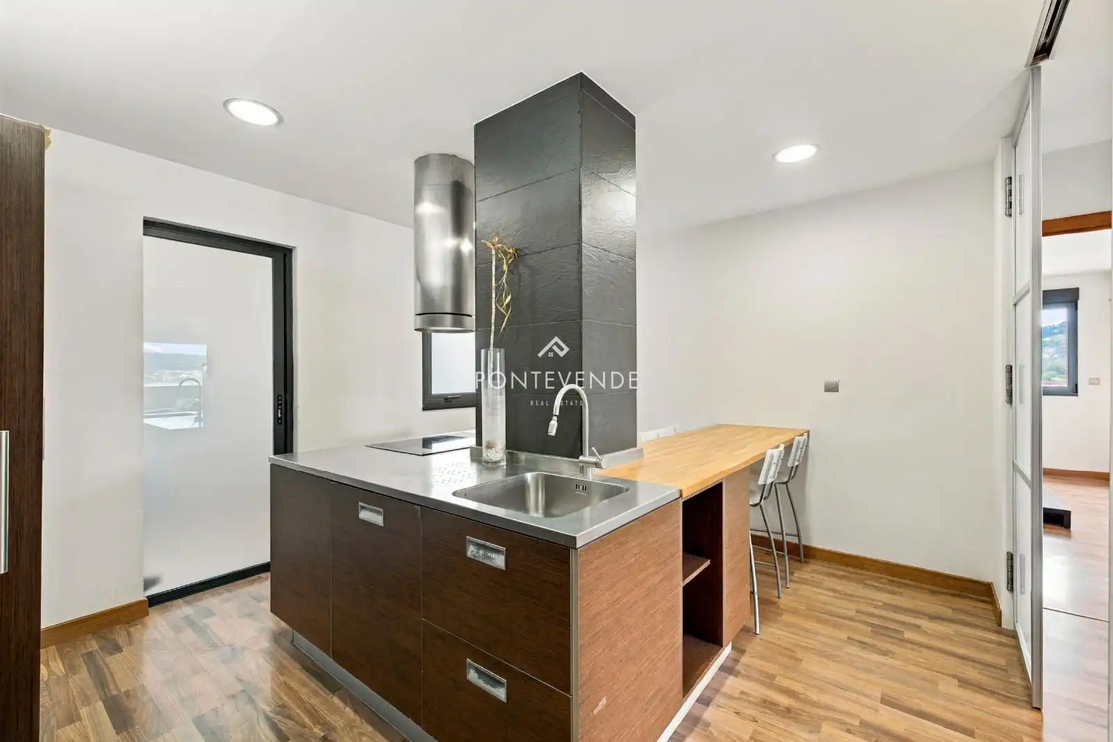 Kitchen of Flat for sale in Marín, Pontevedra