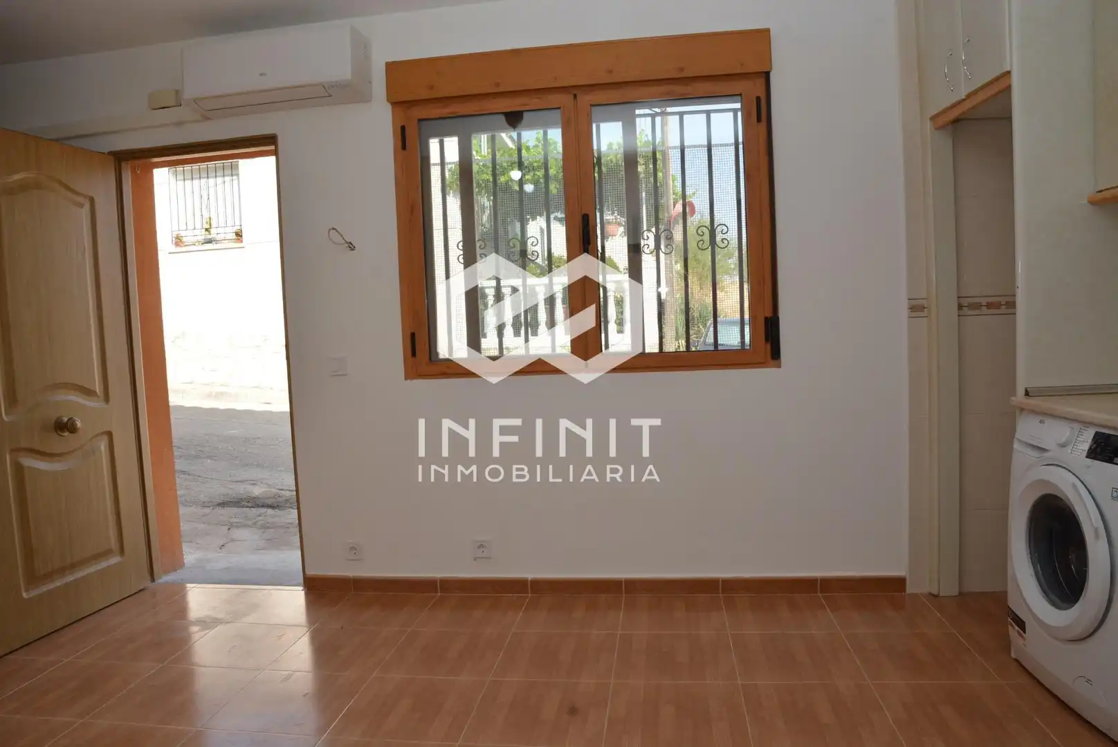 Sala d'estar de Casa o xalet en venda en Brea de Tajo amb Aire condicionat i Calefacció