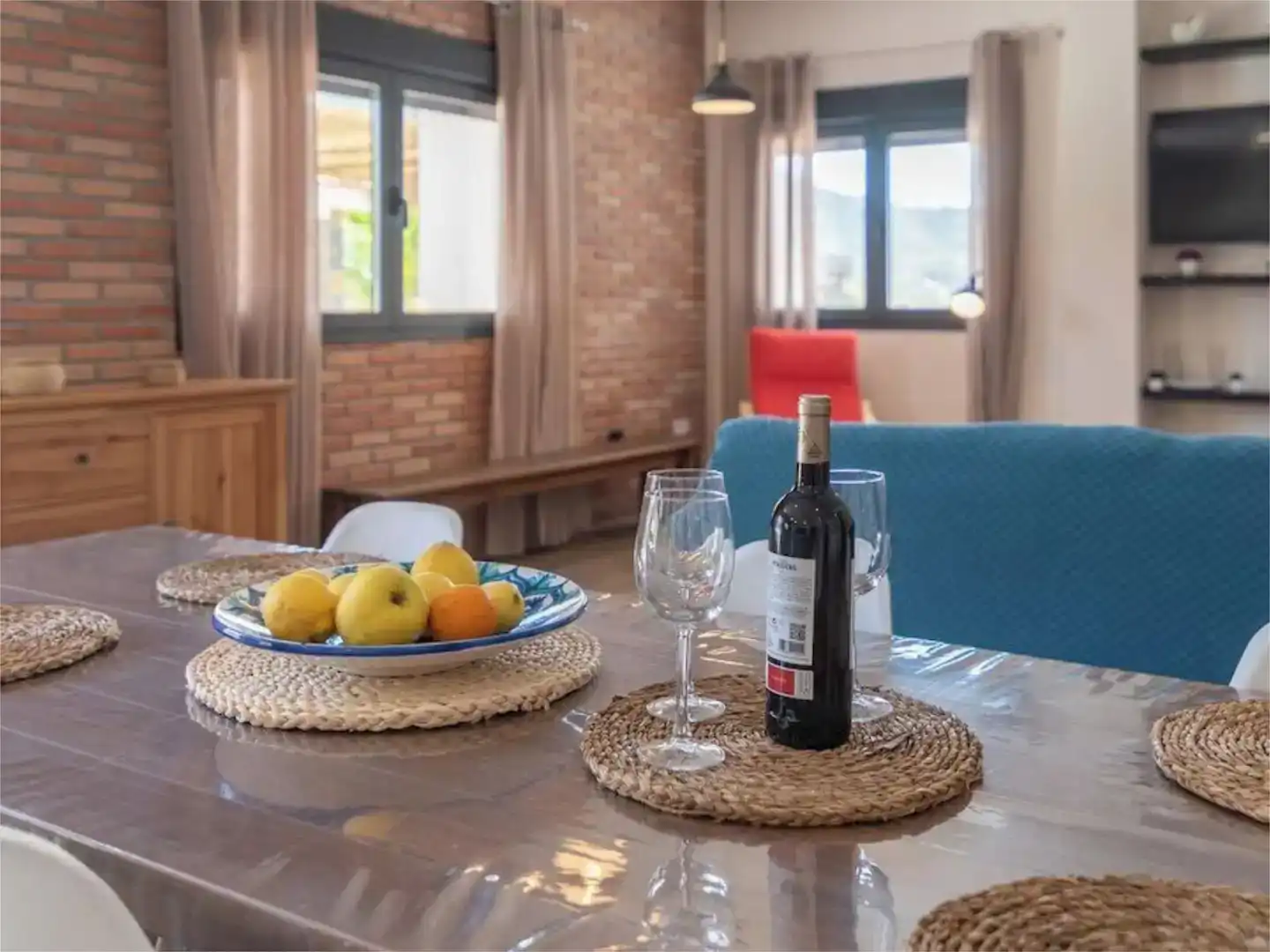 Comedor de Casa o chalet de alquiler en Arenas con Aire acondicionado, Jardín privado y Piscina