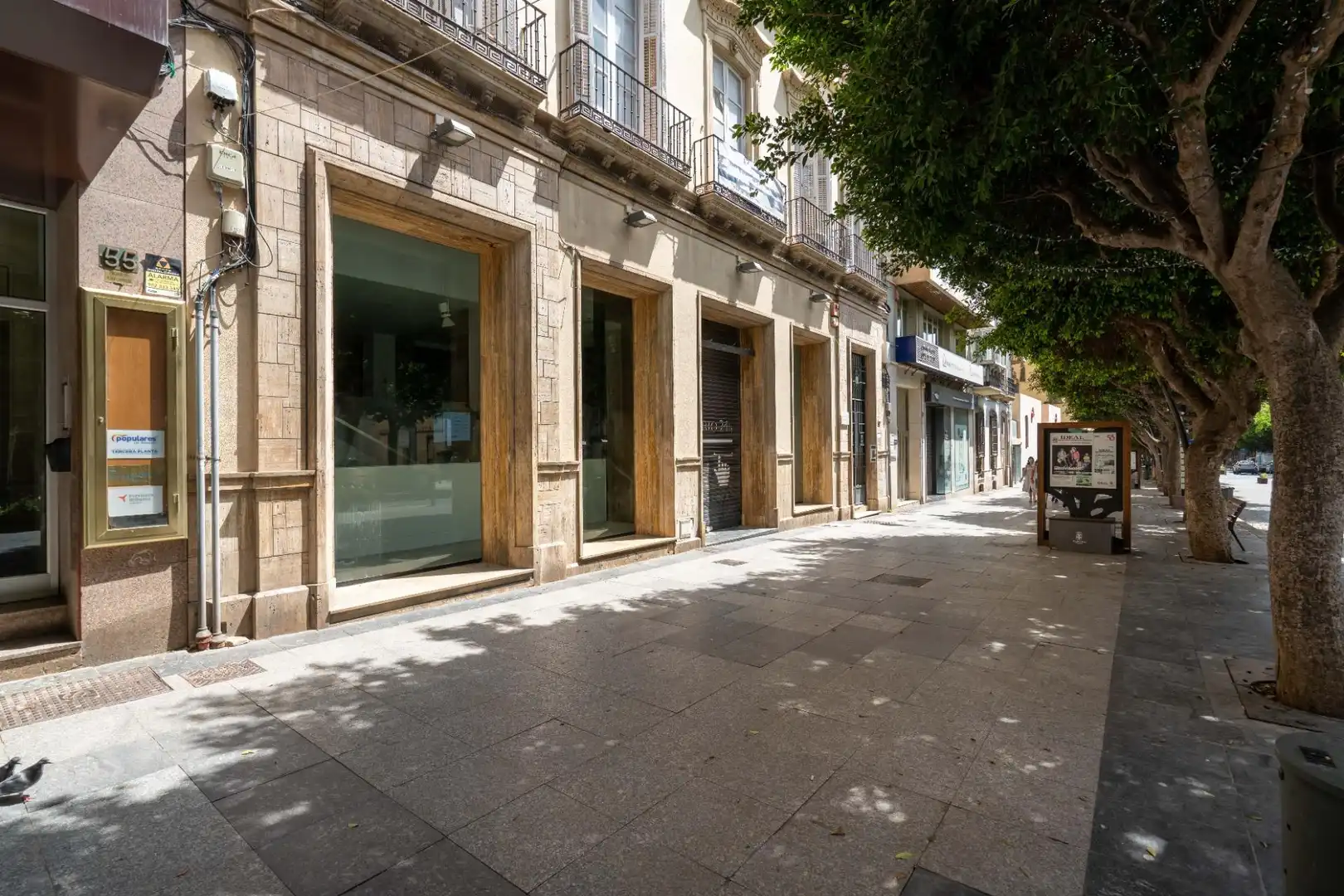 Local comercial en alquiler en Paseo de Almería 57, imagen 7